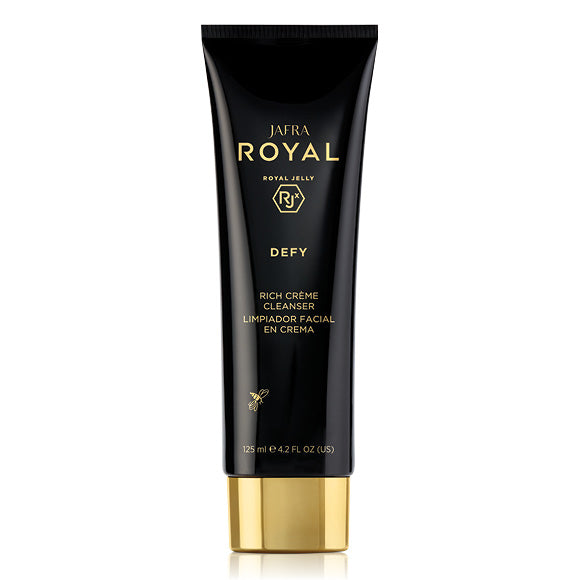 JAFRA ROYAL Defy Rich Crème Cleanser